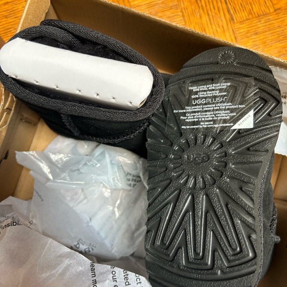 UGG Kids Black Suede Boots - Picture 6 of 7